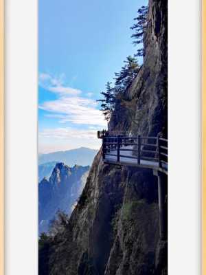 老君山，位于中国湖南省娄底市新化县境内，是道教名山之一。这里风景秀丽，自然景观和人文景观丰富多样，吸引了大量游客前来观光旅游。本文将为您提供一份详细的老君山旅游攻略，帮助您更好地了解这座美丽的山峰，规划您的旅行路线。