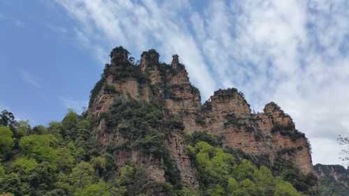 张家界游玩攻略——探索神秘的山水仙境