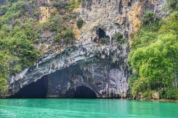 巴马旅游攻略：探秘广西巴马的自然奇观与人文风情