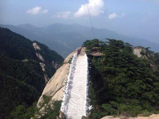 天堂寨风景区旅游攻略：探秘自然奇观与人文胜地