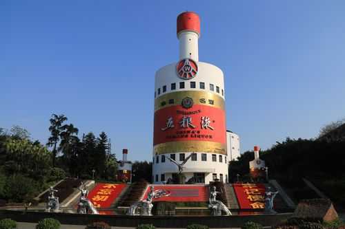您好，宜宾是一个非常美丽的城市，有很多值得一游的景点。以下是一些关于宜宾旅游攻略的信息：