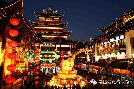 上海城隍庙小吃街攻略，上海城隍庙小吃街攻略上海城陧庙中歺馆有吗