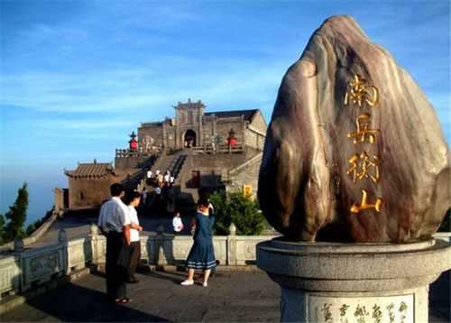 暑假旅游攻略（国庆湖南旅游攻略）