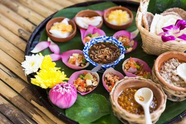 泰国旅游攻略带你领略泰国的风土人情与美食文化